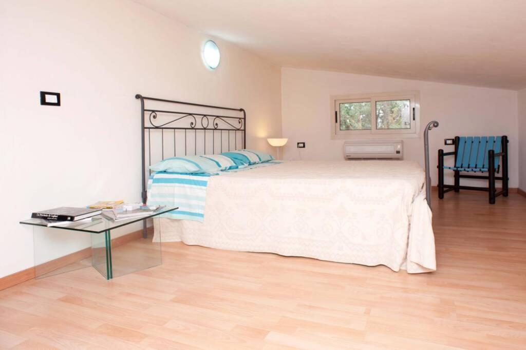 Loft Mansardato Con Giardino E Piscina In Villa Privata Loft With Garden And Swimming Pool In A Private Villa Sestu Luaran gambar