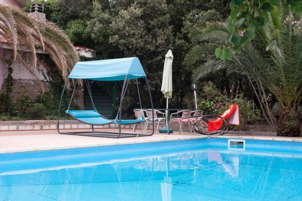 Loft Mansardato Con Giardino E Piscina In Villa Privata Loft With Garden And Swimming Pool In A Private Villa Sestu Luaran gambar