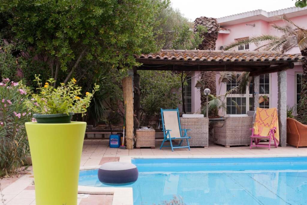 Loft Mansardato Con Giardino E Piscina In Villa Privata Loft With Garden And Swimming Pool In A Private Villa Sestu Luaran gambar
